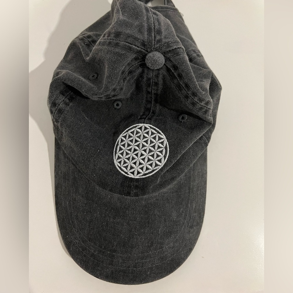 Women’s baseball cap